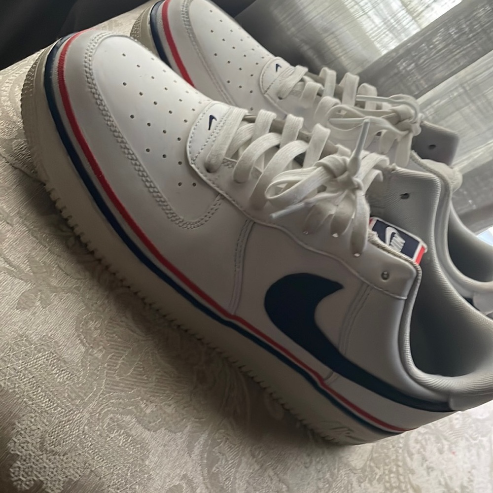 Worn twice no creases leaving for military soon selling things I don’t need
